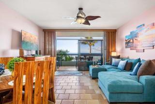 Hale Mahina A202 · HM A202 OceanFront Condo on Sandy Beach w Poo - 1