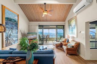 Kahana Village 3 · KHV 3 Remodeled 2BD Condo with Oceanfront Lan - 1