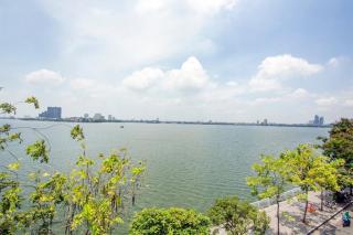 Triple Apartment Balcony - 5