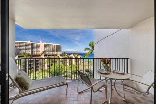 Kaanapali Shores 709 · Tropical Hawaiian Getaway 1BD Ocean View - 0
