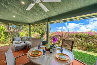 International Colony Club 43 · ICC 43 Spacious 2BD Cottage Walk - Lahaina - 2
