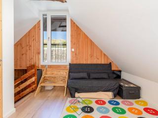 Maison de village rénovée pour 12 pers avec jardin et jacuzzi proche Loudenvielle - FR-1-695-89 - 2