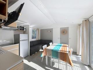 Mobil-home tout confort près de la plage avec piscine chauffée, 3 chambres, terrasse et parking - FR-1-361A-74 - 5