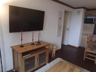 Appartement accueillant pour 6 avec balcon et parking proche des pistes - FR-1-814-160 - 7