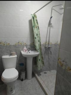 Caravan Hostel - 4