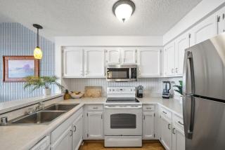 Lahaina Shores PH1 · LS PH1 Oceanfront Penthouse Condo w Panoram - 8