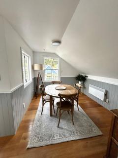 La Vue - Boutique Waterfront Apartment, Akaroa - 4