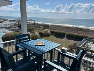 The Big Blue Ocean Isle - 0