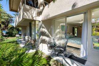 Modern Studio Beach Vistas - 2