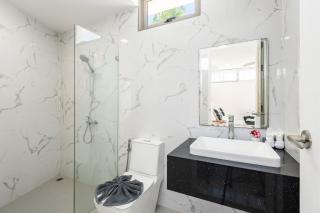 Villa Frangipani - Beachfront Oasis Private Pool - 4