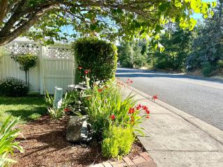 Warm and Inviting - 1