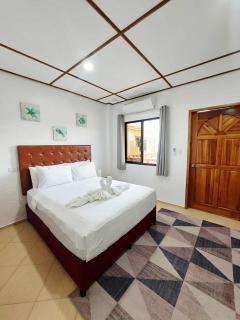 Sunville Hotel and Restaurant - 9
