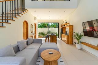 Villa Hacienda - Elegant Private Retreat for Couple - 1