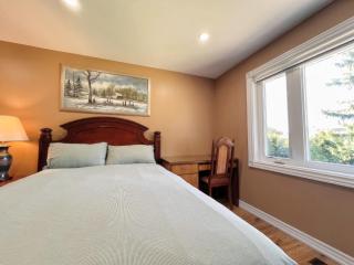 Spacious Rooms with Bath Near Wonderland & Vaughan Mills Mall - 6