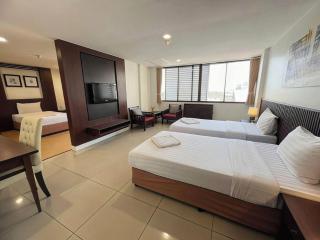 Laemchabang City Hotel - 3