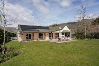 Alpine Meadow Haven - Wanaka Holiday Home - 9