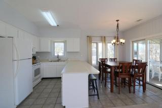 Madelyn's Oceanview - 2