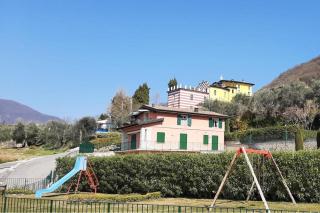 Holiday House Sole View & Shared Pool - Happy Rentals - 9