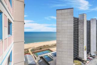 2 BR Ocean Front Condo with Heated Indoor Pool, Expansive Views - 7