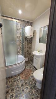 Apartaments on vulytsia Heroiv Ato 32 (97th Kvartal) - 3