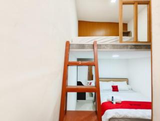 RedDoorz near RSUD dr Soewandhie 2 - 7