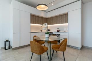 Stylish 2-Bedroom Haven - 1