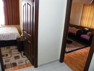 Dormitory Pension Sofas Bunk Bed Rooms in Homestay Apartment - 8