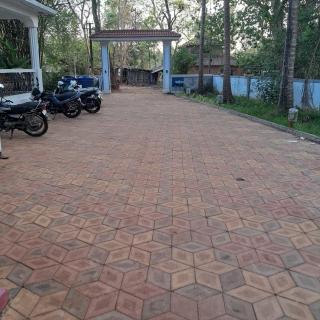 Studio Peaceful Path R-5 by Mukund Sadan Arambol - 5