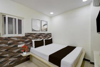 Super Hotel O Saibaba Temple Chintal Formerly Himagiri Luxury Room - 9