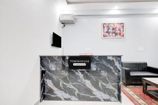 Super Townhouse Mandoli Metro Station Formerly Legacy Residency - 7