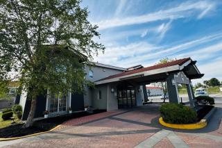 Baymont by Wyndham Indianapolis Airport Lynhurst - 0