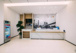 Super 8 Select Beijing Bird's Nest Air Force General Hospital - 5