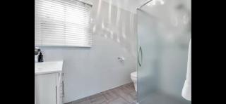 Tompson Apartment - 4