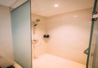 Super 8 Select Beijing Bird's Nest Air Force General Hospital - 1