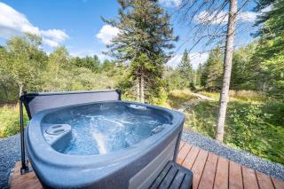 Spa & River view - Le Conteneur Cache - 9