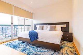 Capitalia Santa Fe Duplex w Gym & City View - 4