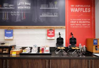 Hampton Inn Meridian - 2