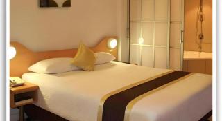 Peninsula International Hotel - 2