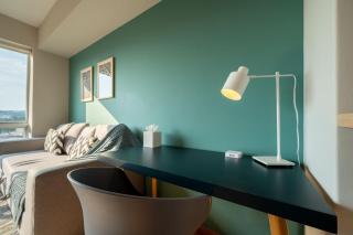 Capitalia Chic 3BR with Premium Amenities - 9