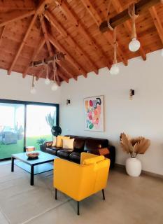 Sunshine Apartments - The View - Heated Pool - 0