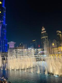Dubai Fountain and Burj Khalifa view from the Balcony, 2 mins walk to Dubai Mall - 5