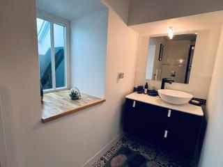 Charming House in the Heart of Senlis Design & Comfort - 4