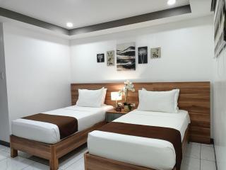 Rosh Hotel - 8