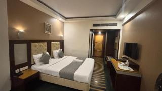 Hotel Dr Rajkumar International - 8