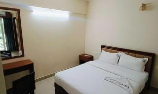 FabHotel JK Grand - 5