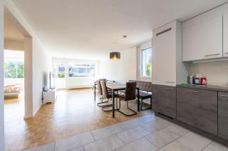 Bright Apartment in Thun, 50m to Lake Free Parking - 3