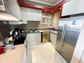 Central Seaview Sky Suite - 9