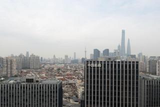 EHUB - Enjoy Shanghai Tower View with Floating Window, near Yuyuan Garden and the Bund - 3