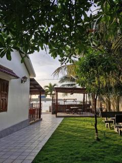 San Hô Hòn Chùa Home - 4