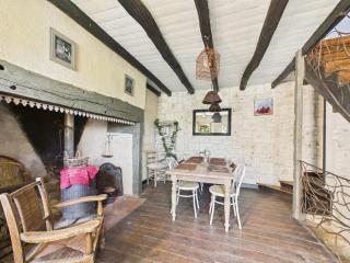 Jolie maison avec piscine et jardin au calme - 3